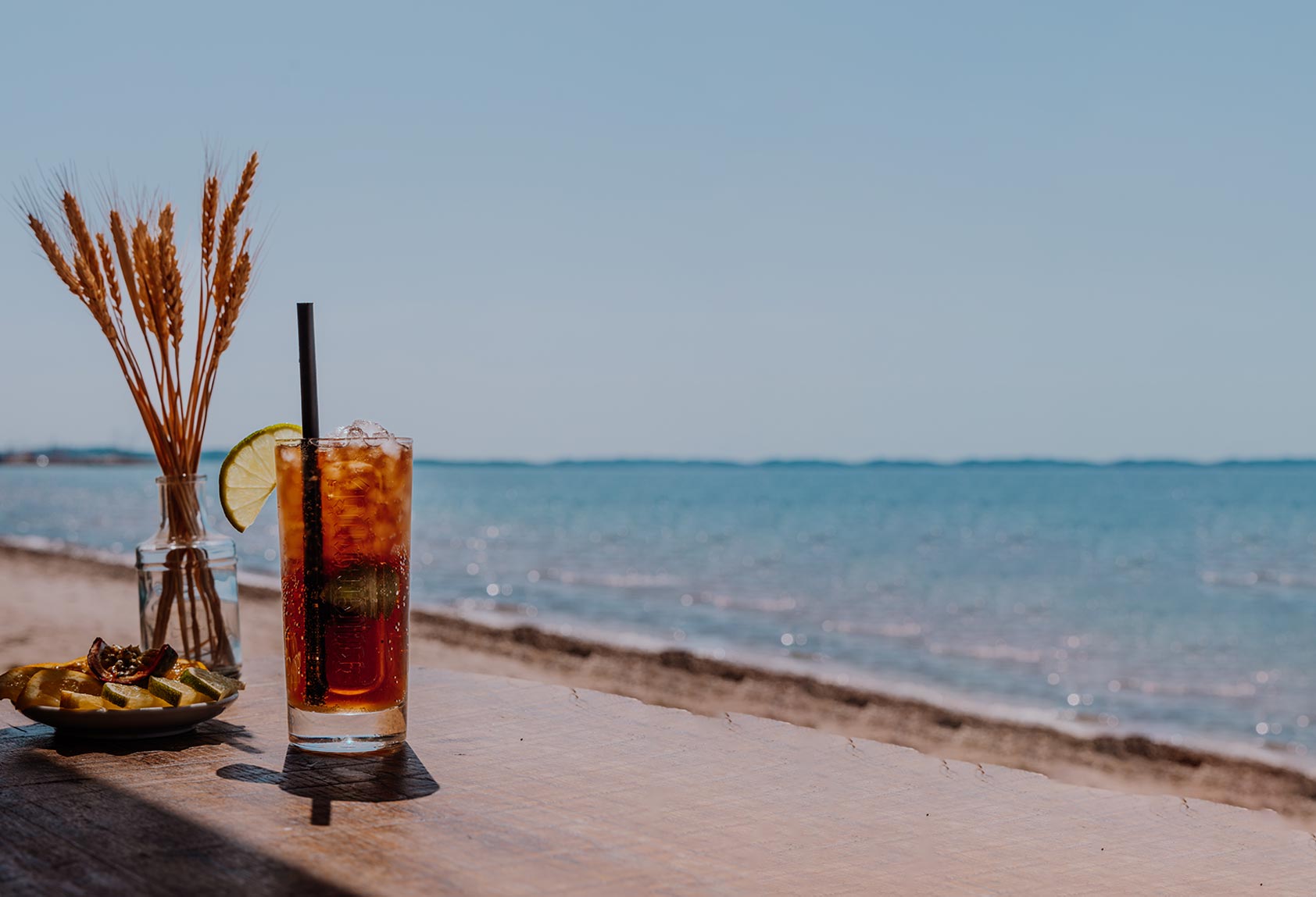 Cocktail sur la plage de Hyères